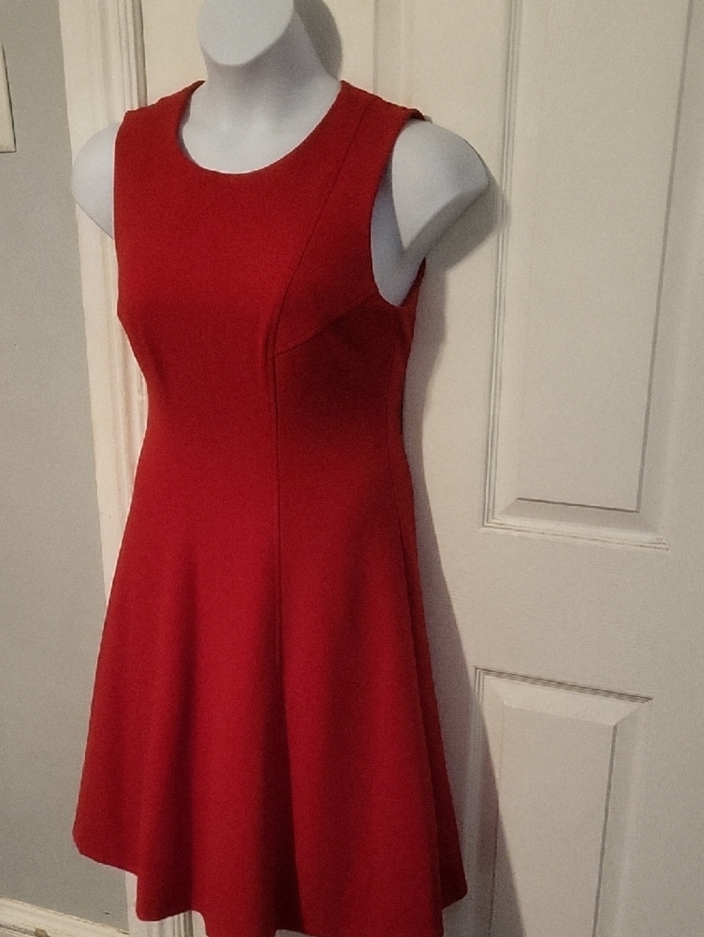 Tommy Hilfiger Red Sleeveless Fit-and-Flare Mini Dress - Picture 4 of 9
